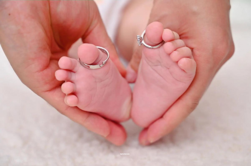 昭通孕妇两个月肚子疼